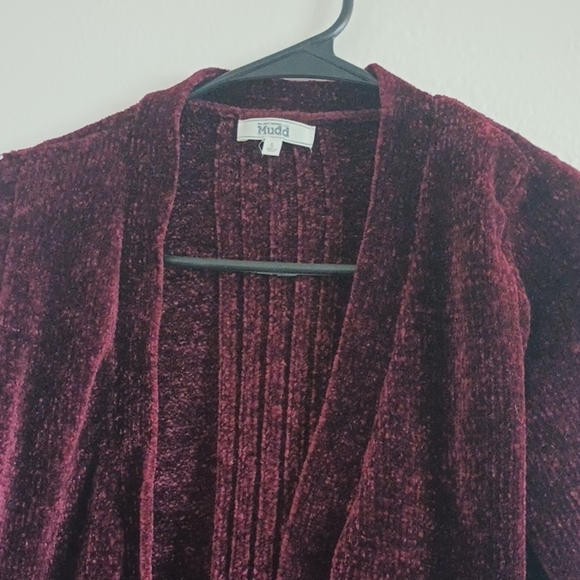 Mudd Y2K Burgundy Velvet Sweater Cardigan Women's Size Small Front Pockets Cozy - Picture 5 of 7